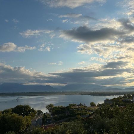 Lake Escape Villa Shiroke Shkodër 外观 照片