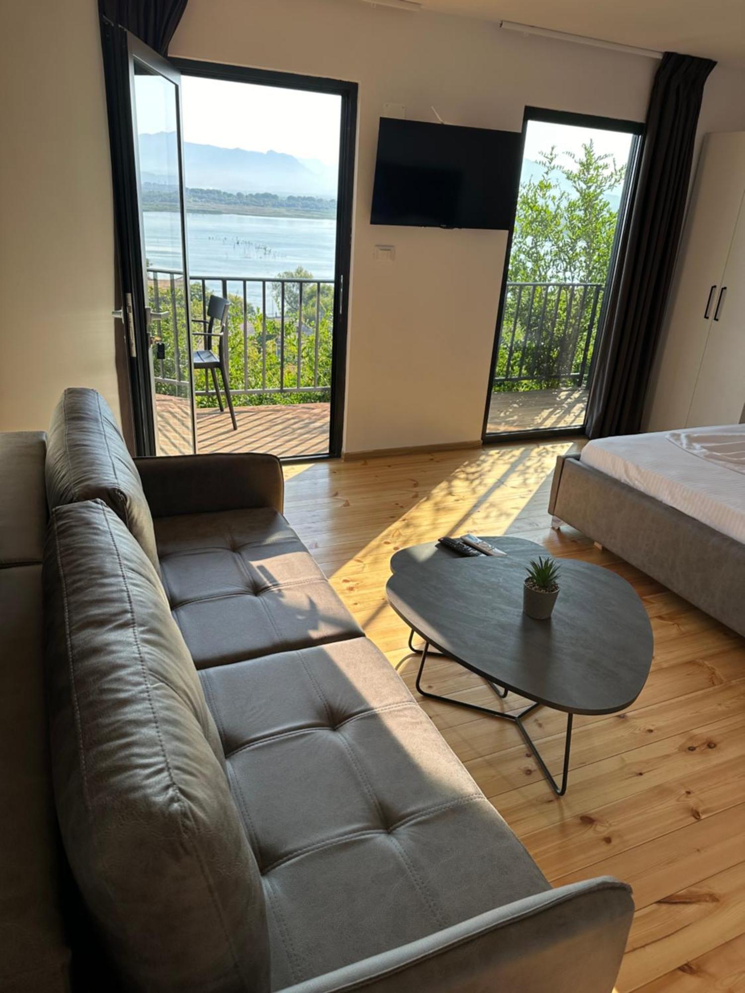 Lake Escape Villa Shiroke Shkodër 外观 照片